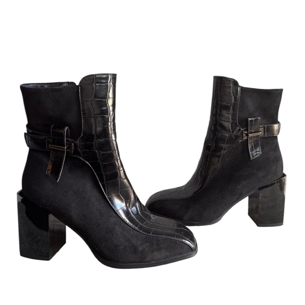 Torgeis Fontaine Black Croc-Embossed Block Heel Ankle Boots w/ Buckle Size 8 - Picture 9 of 13